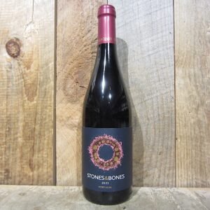 Stones and Bones Red 750ml